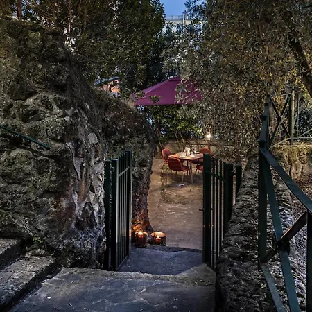 Luxury Private Garden Near Piazza Di Spagna * ローマ