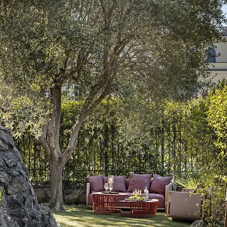 Luxury Private Garden Near Piazza Di Spagna ヴィラ ローマ