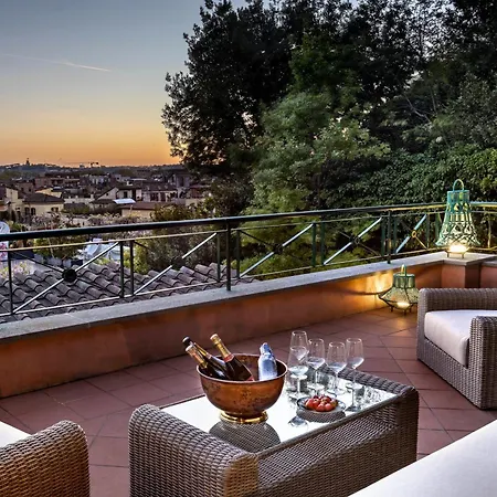 ヴィラ Luxury Private Garden Near Piazza Di Spagna *